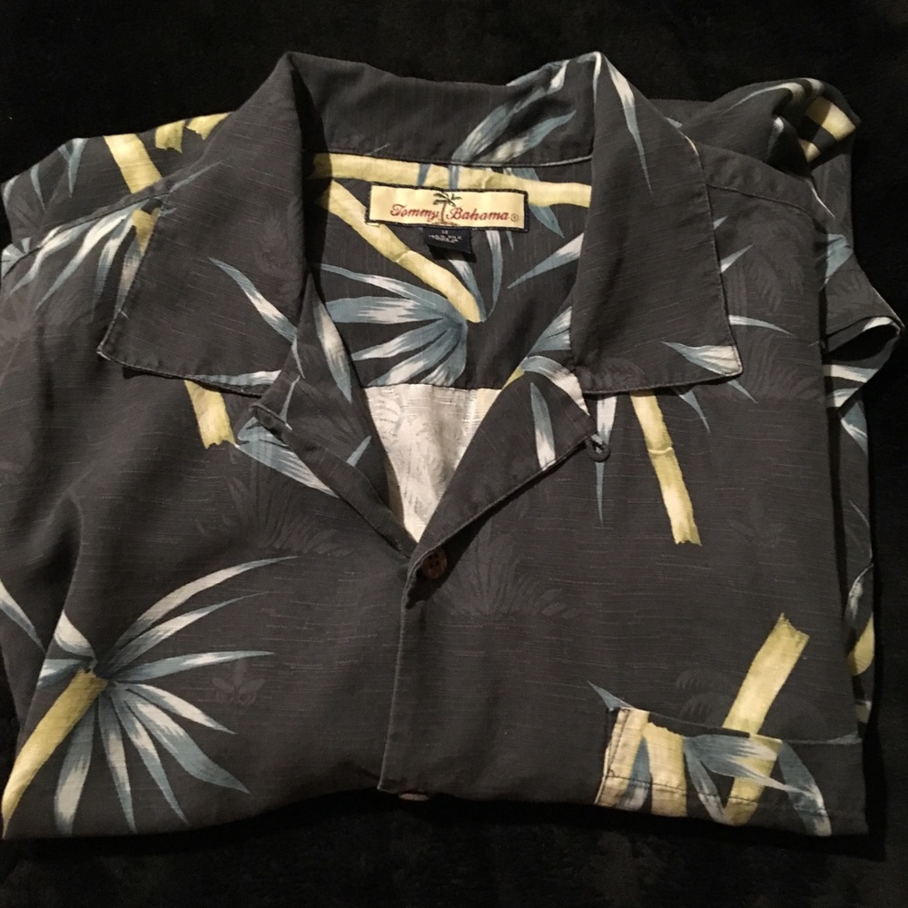 Tommy Bahama shirt button down